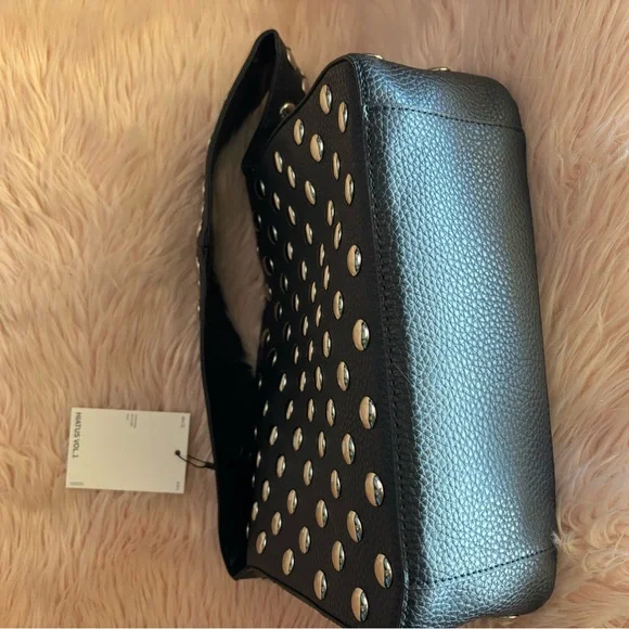 Floral Pattern Rug - Picture 7 of 8